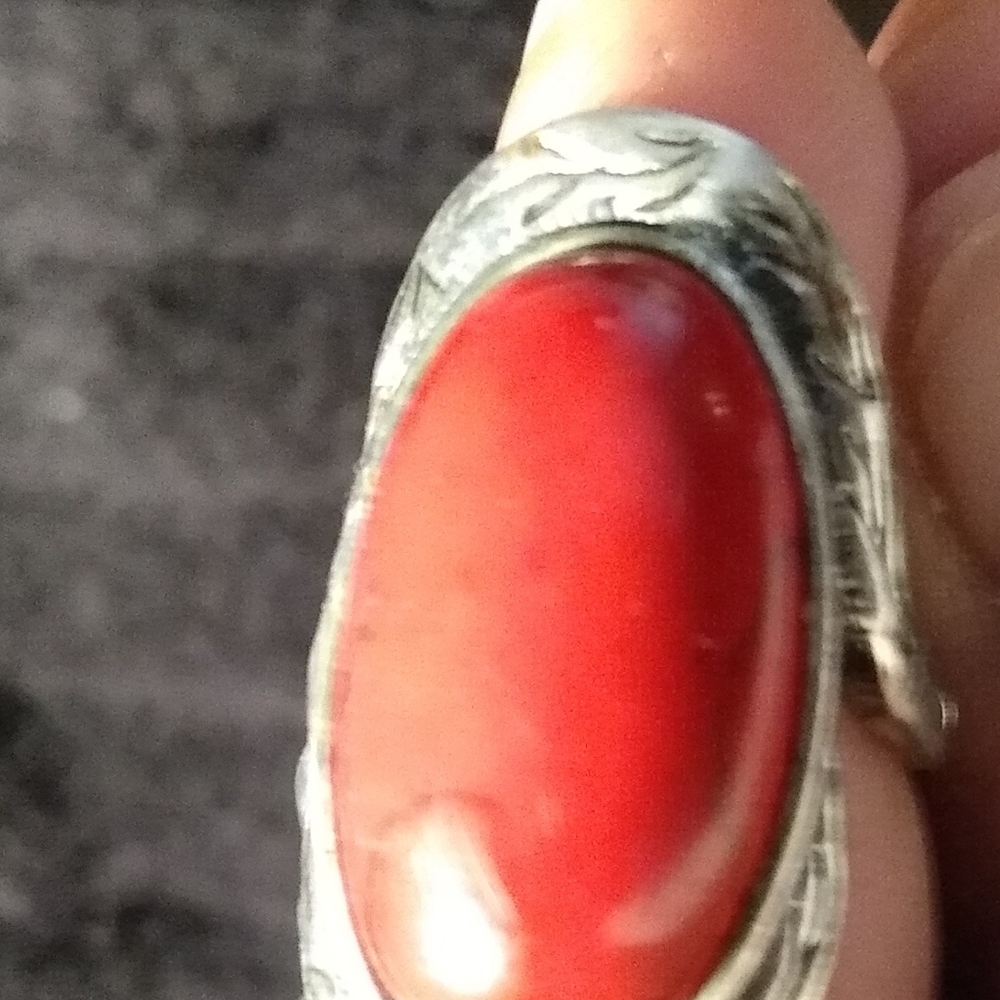 Ring - Picture 2 of 6